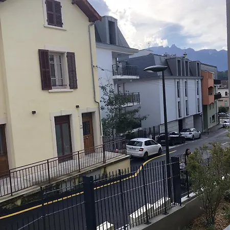 33m2 Avec Terrasse En Centre Apartamento *